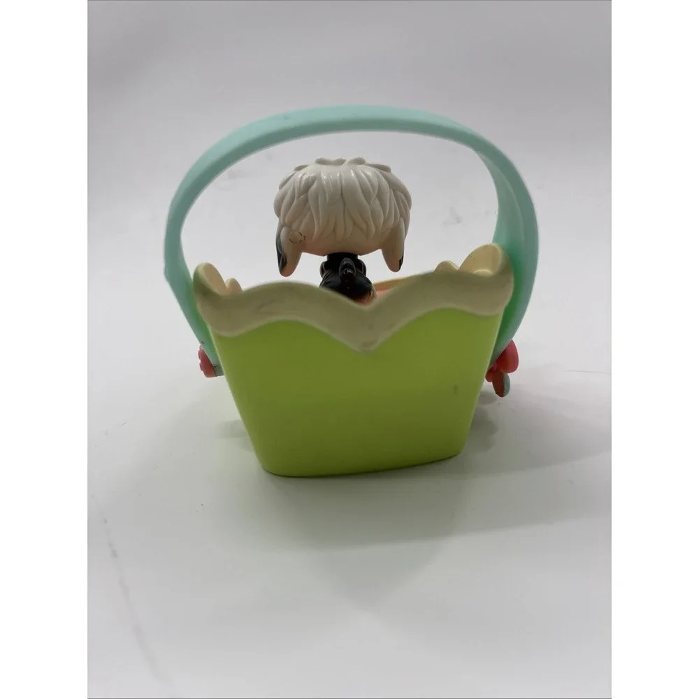 Littlest Pet Shop Magic Motion Pets Yum Yum Puppy‎ Dog, Bed